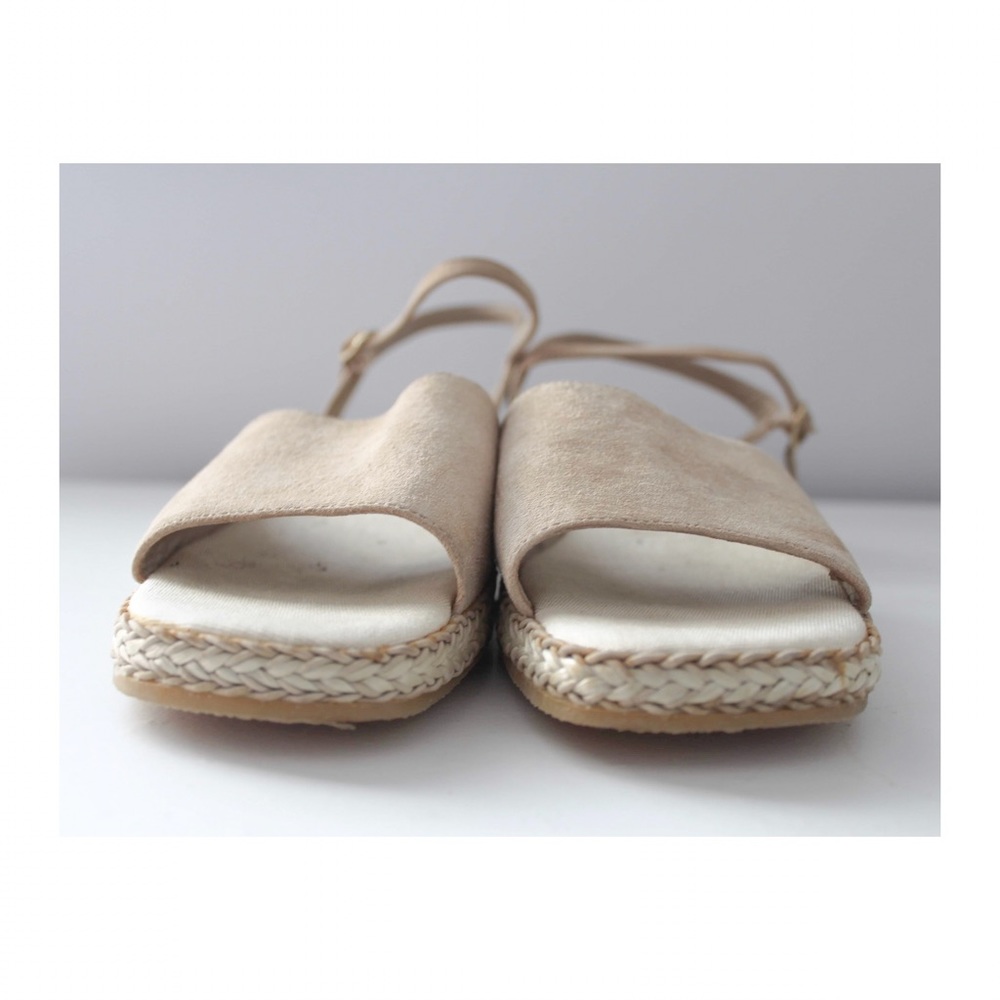 Camel Platforms - Picture 3 of 8